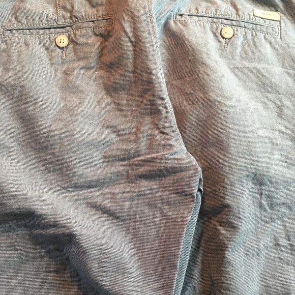 HUGO BOSS BLUE&WHITE PLAD DESIGN - Picture 3 of 5